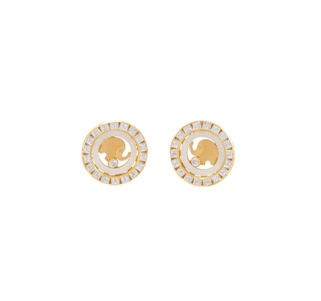 Baby elephant gold -earrings