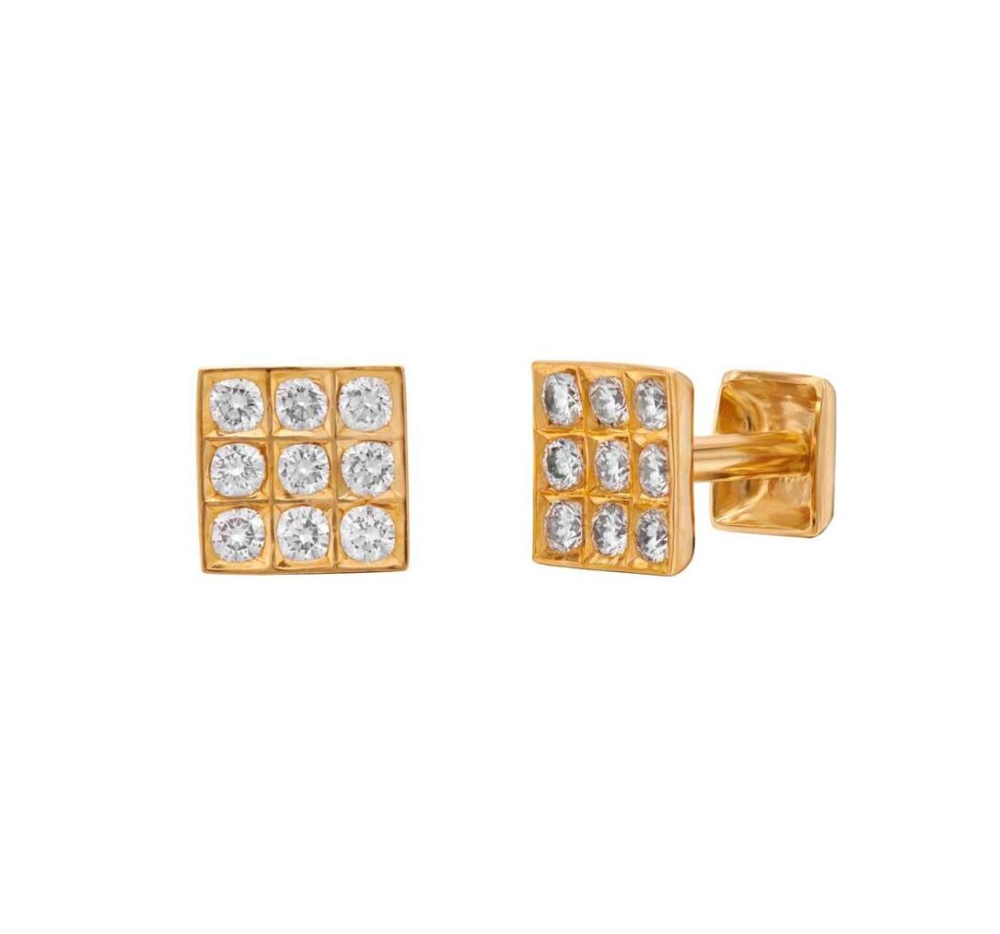 Classic square ear stud